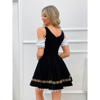 Dámské dirndl šaty na Oktoberfest | Ramena odhalená