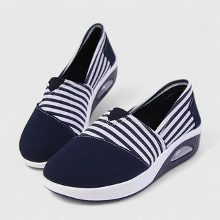 Γυναικεία ριγέ παπούτσια slip on | Καθημερινά