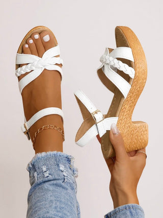 Sandales à talons tressées femme | avec boucle