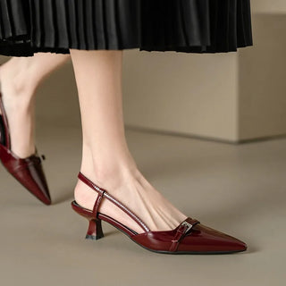 Damskie buty na obcasie z paskiem z tyłu | eleganckie
