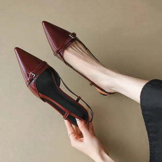 Damskie buty na obcasie z paskiem z tyłu | eleganckie