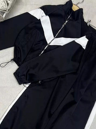 Schwarzes Set