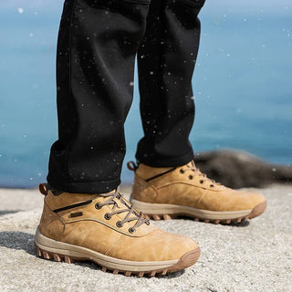 Herren Klassische Winter Boots Profilsohle – Detailansicht
